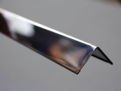 Polished Chrome Perimeter Angle Trim 3000mm
